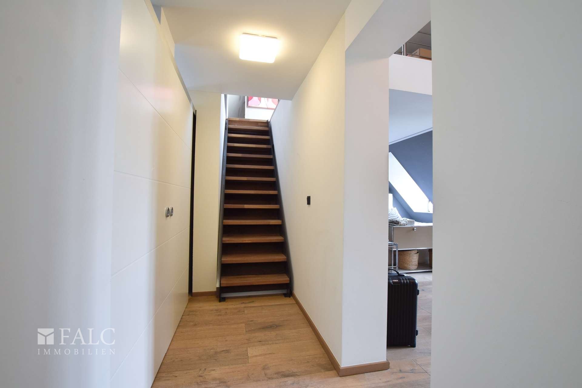 Treppe zur Galerie